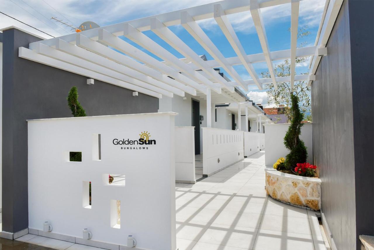Hotel Golden Sun Néa Meságkala Exteriör bild