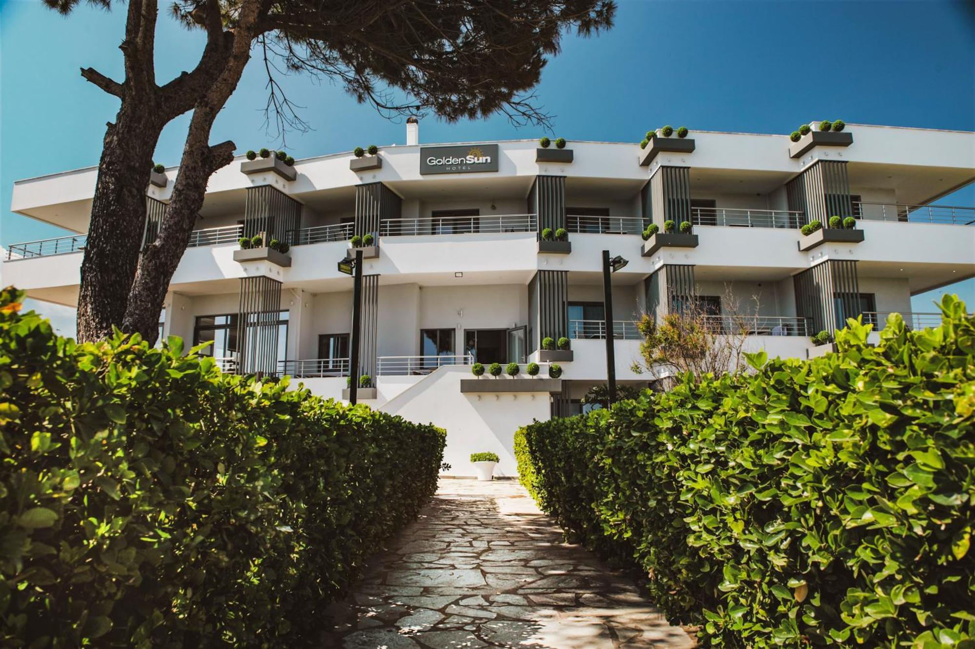 Hotel Golden Sun Néa Meságkala Exteriör bild